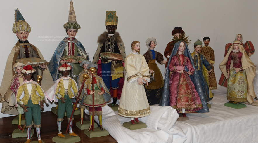 Krippe St. Lamprecht: Einige Figuren nach der Restaurierung
